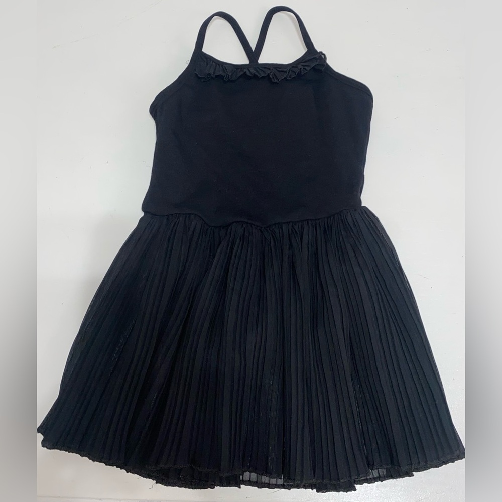 Black Sleeveless Dress